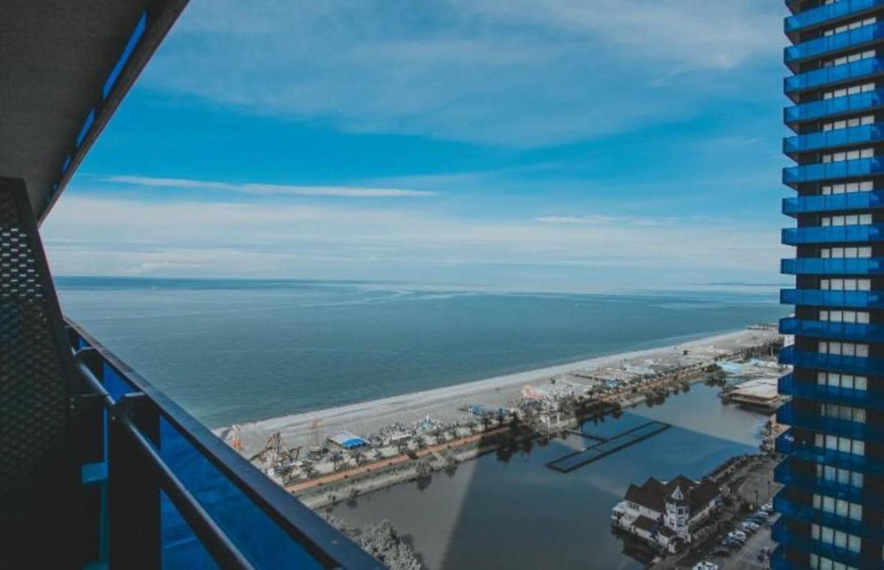 Elegance Sea View Aparthotel In Orbi City Batoemi Buitenkant foto